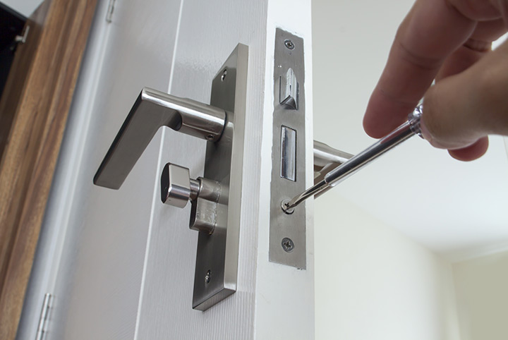 Our local locksmiths are able to repair and install door locks for properties in Braunstone and the local area.